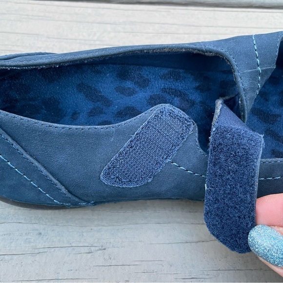 Vionic Cloud Harper navy blue suede Mary Jane slip on shoes size 9.5 Wide - Picture 12 of 15